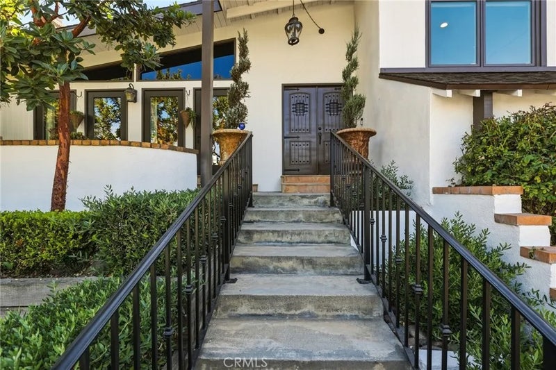 155 Malcolm Drive