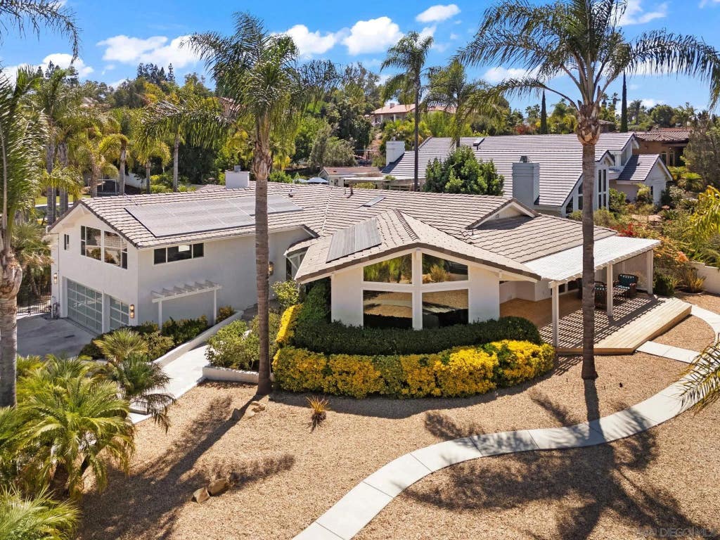 Photo of 15925 Lime Grove Rd, Poway, CA 92064 (MLS # 260013218)