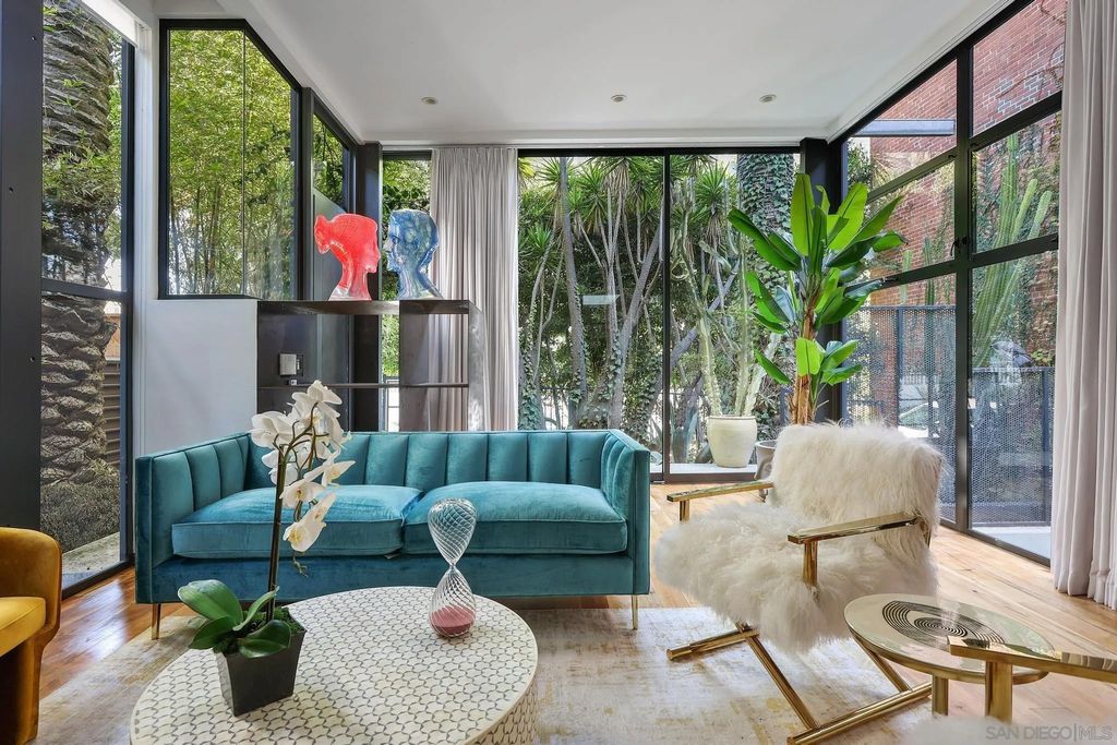 Photo of 7 Vicente Terrace, Santa Monica, CA 90401 (MLS # 250028800)