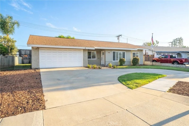 9785 Estacia Court