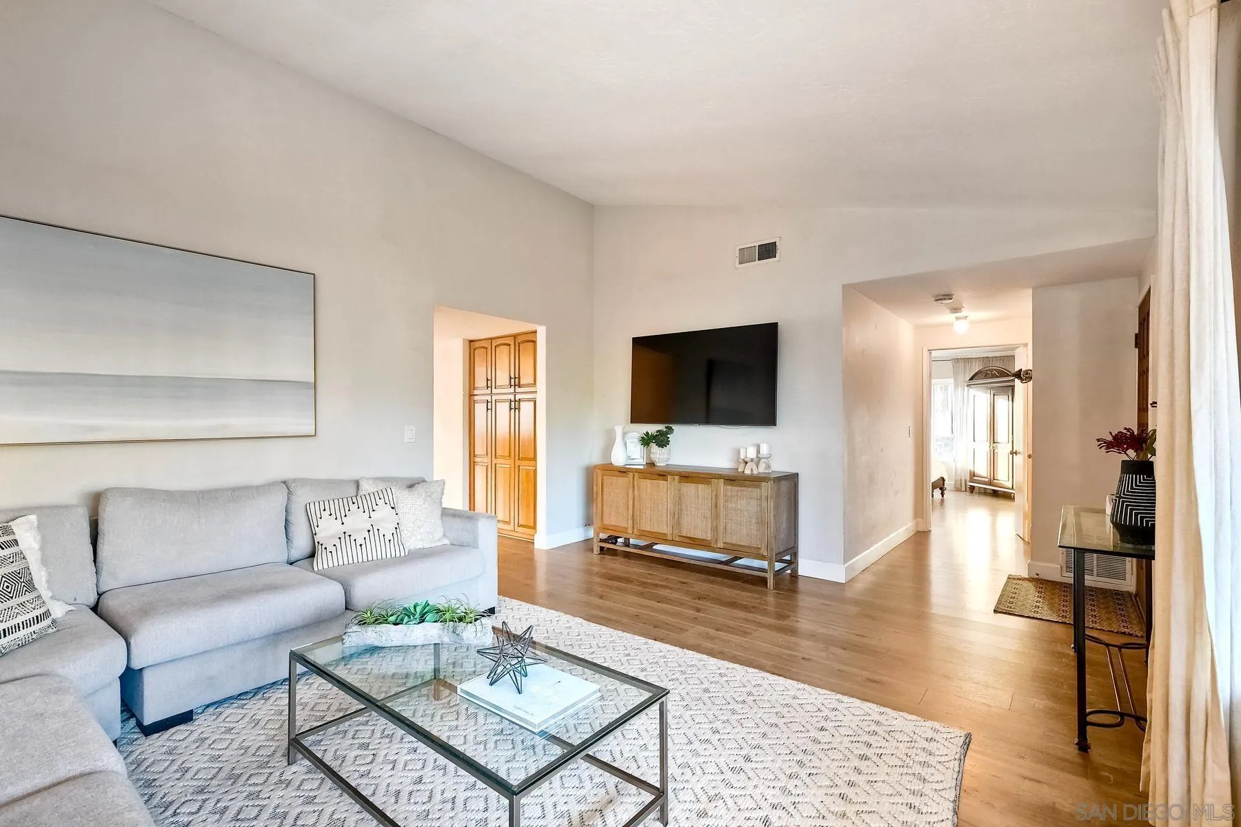7219 Mimosa Dr
