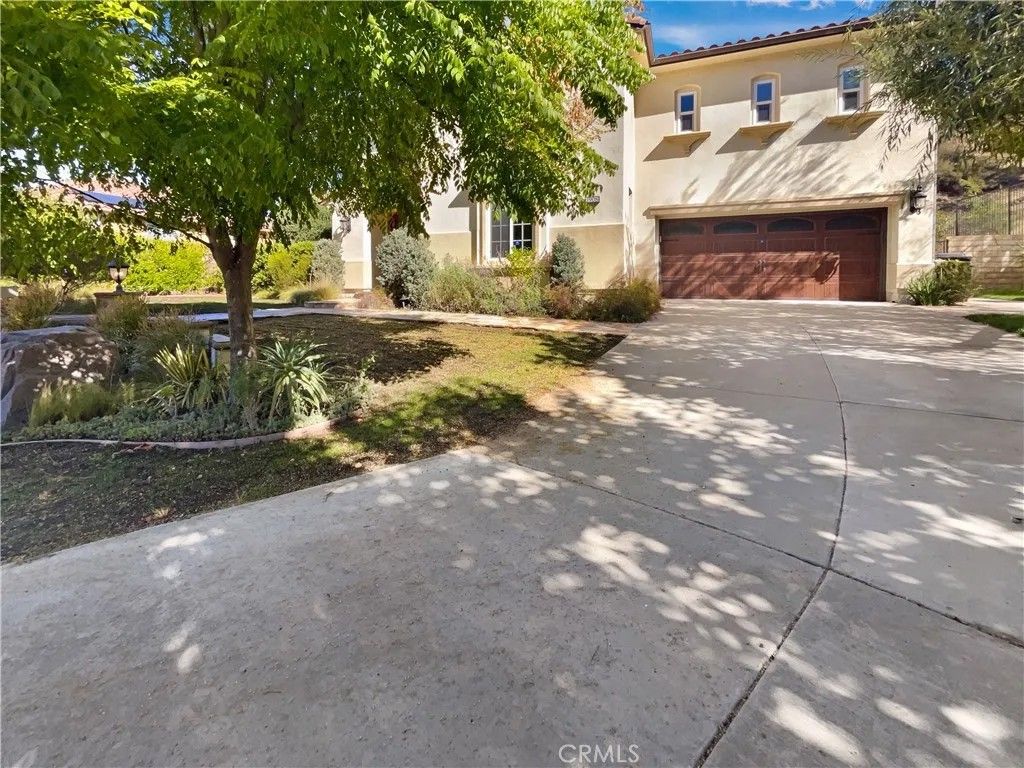 Photo of 1908 Hazel Nut Court, Agoura Hills, CA 91301 (MLS # OC25248742)