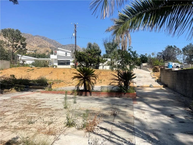 163 E Loma Alta