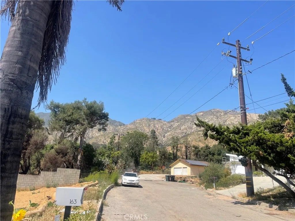 Photo of 163 E Loma Alta Dr, Altadena, CA 91001 (MLS # CV26014215)