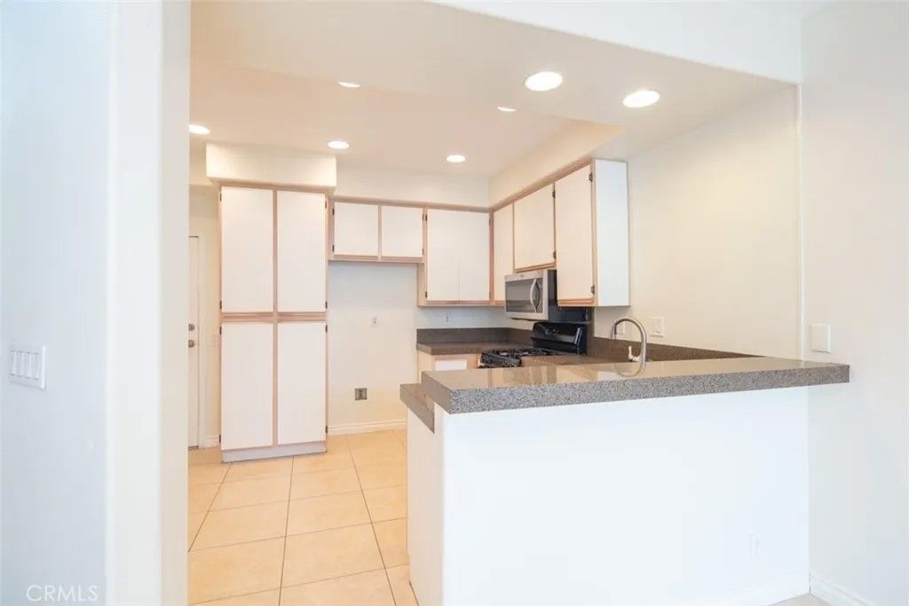 Photo of 28372 Boulder Dr, Lake Forest, CA 92679 (MLS # OC26033996)