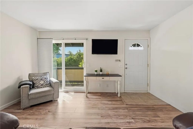 868 E Alvarado 44