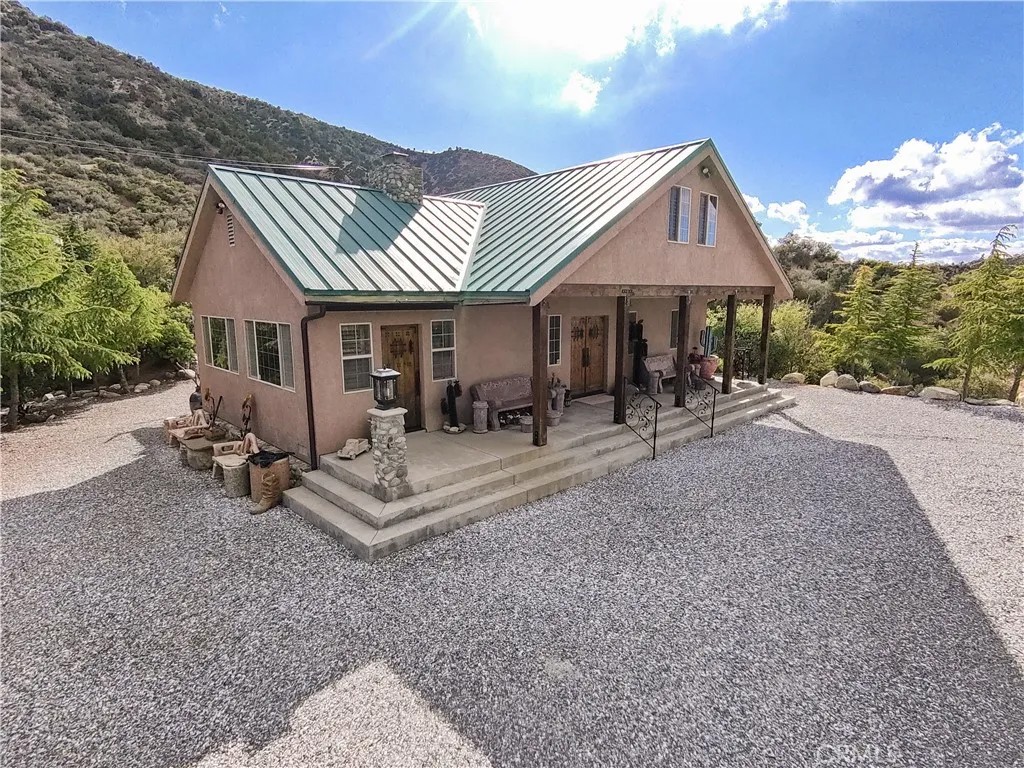 1870 Oak Springs Valley Road