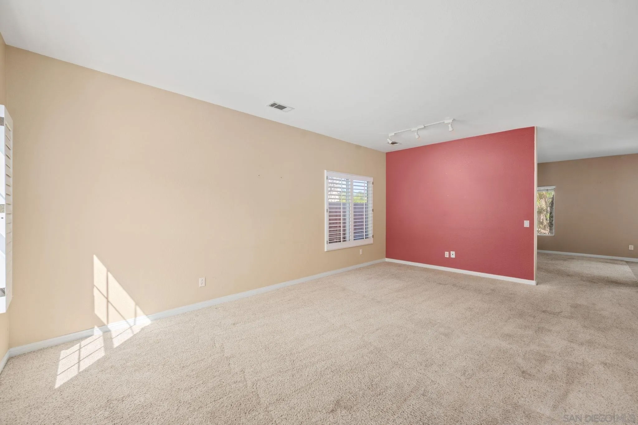 1020 Cima Dr