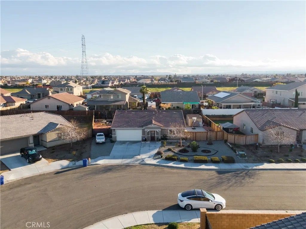 Photo of 11461 Charlotte St, Adelanto, CA 92301 (MLS # DW25279390)