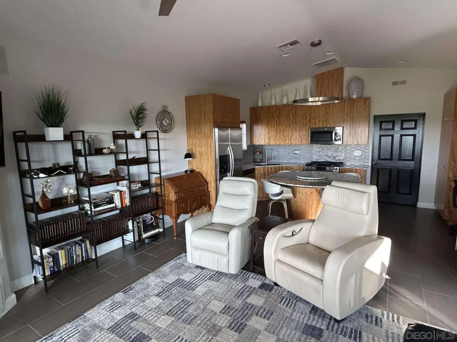 86169 Sonoma Creek Rd