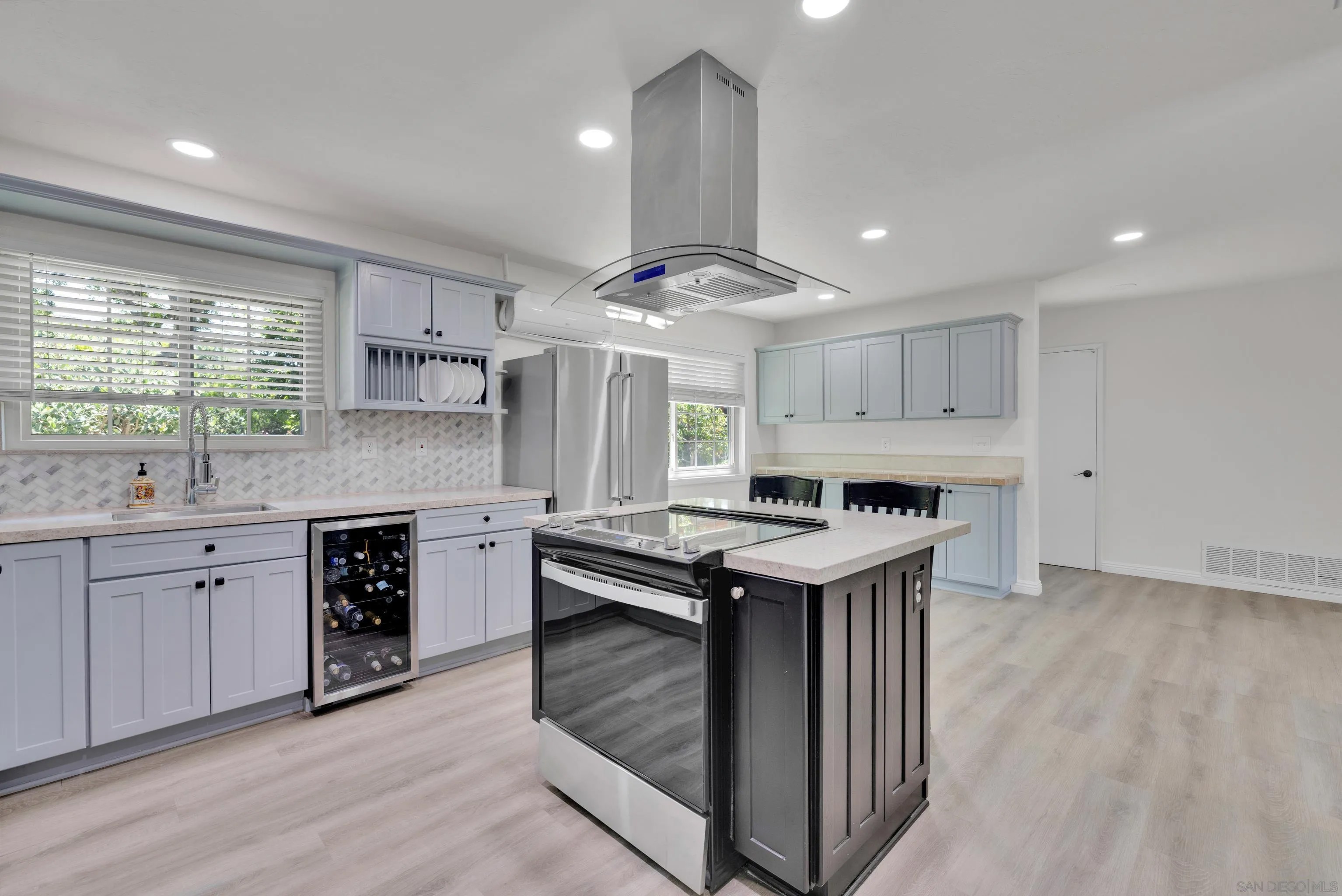 13918 Putney Rd