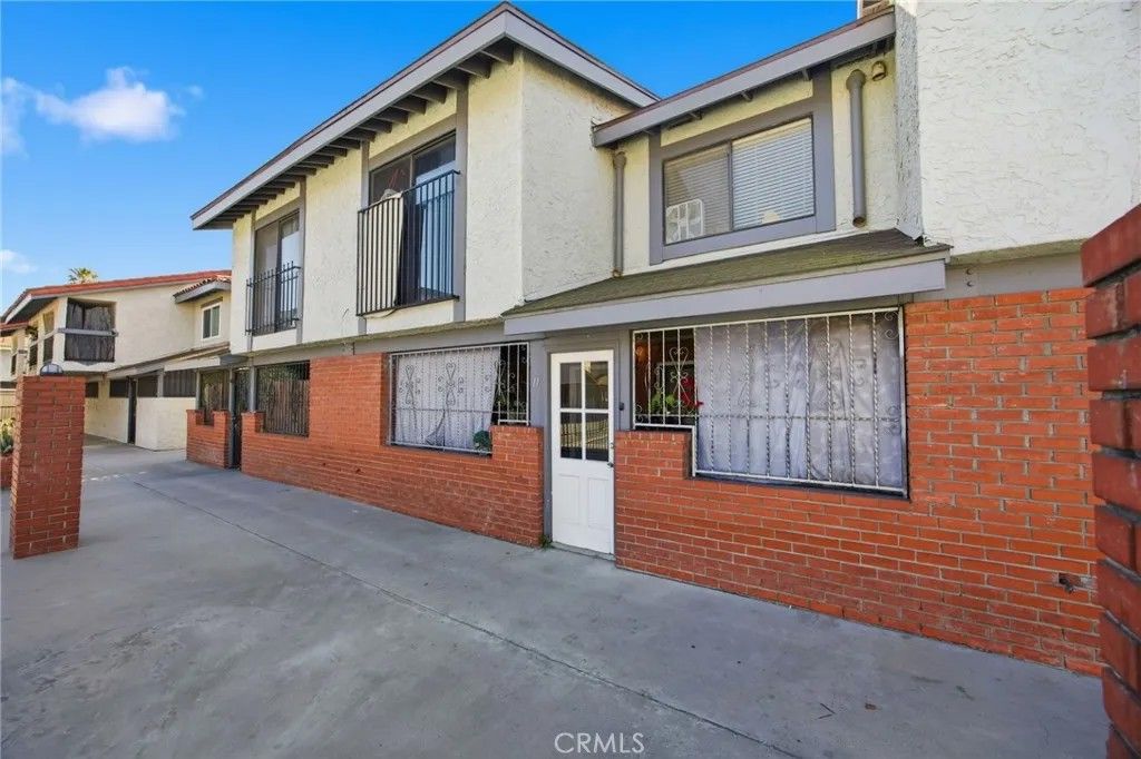Photo of 1239 W Rosecrans #11, Gardena, CA 90247 (MLS # DW26032315)