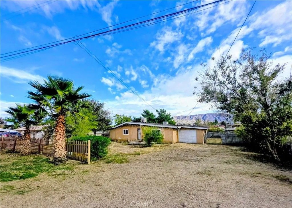 Photo of 9321 Sabina Avenue, Hesperia, CA 92345 (MLS # IV25265217)
