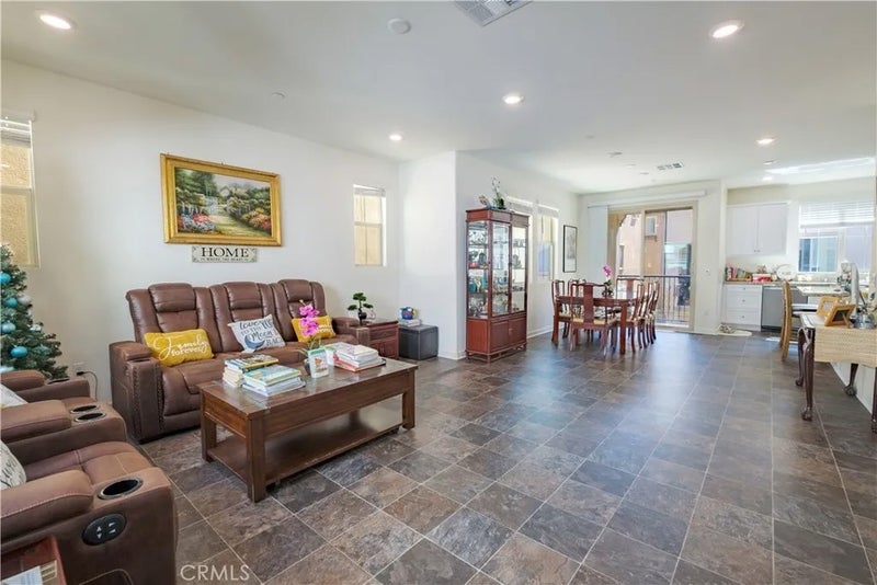 2243 Strawberry Court