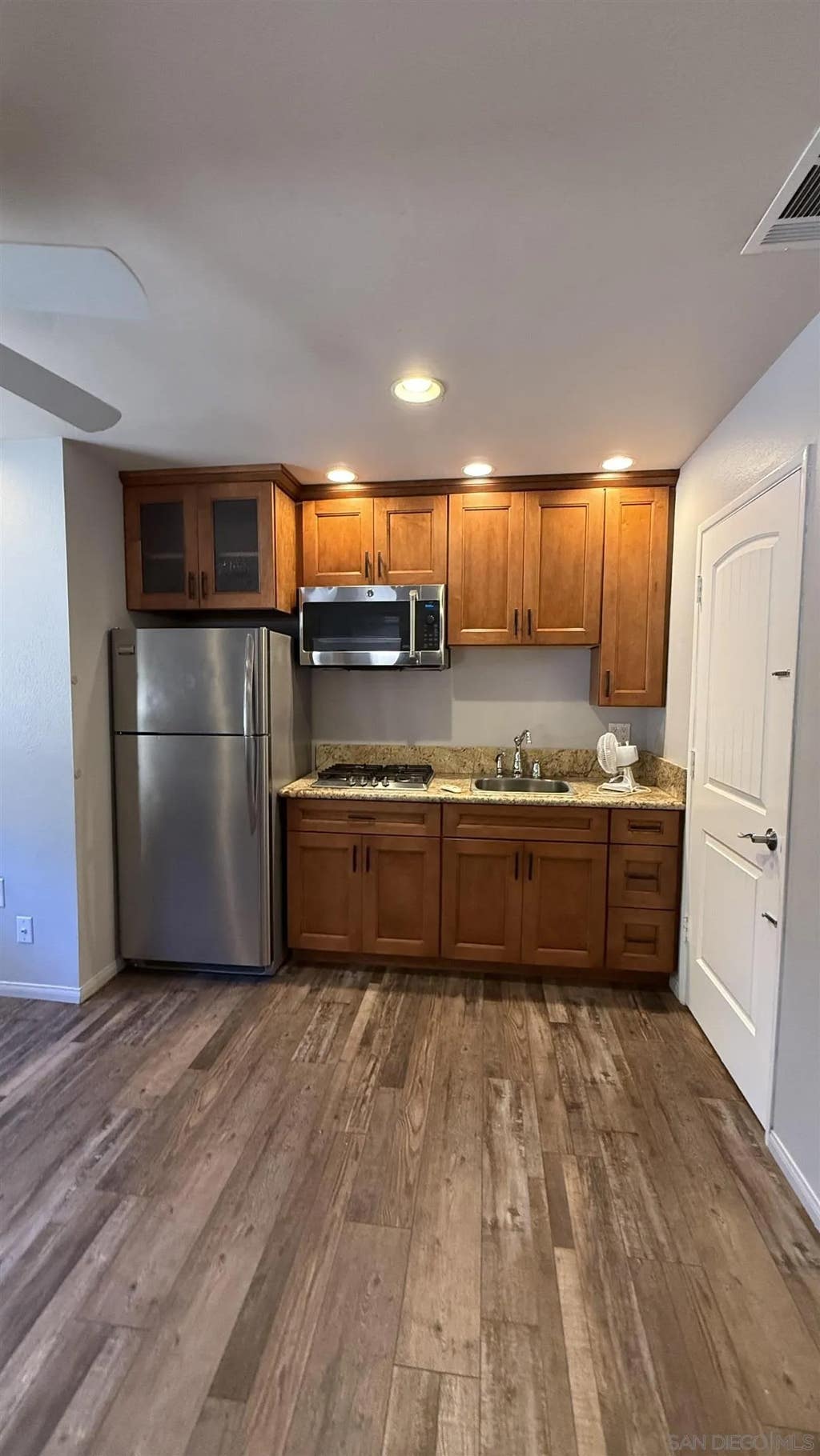 Photo of 966 Cimarron TER, Escondido, CA 92029 (MLS # 260013300)