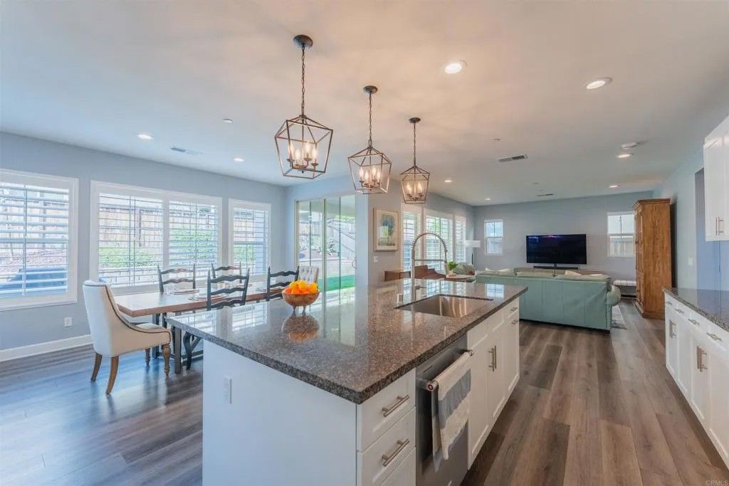 Photo of 1127 Calle Pilares, Chula Vista, CA 91913 (MLS # NDP2601126)