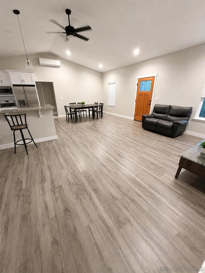 7131 Winding Way