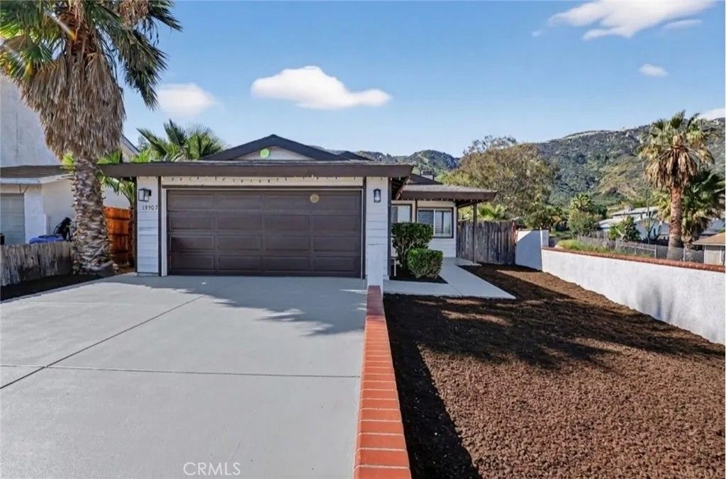 Photo of 15505 Shadow Mountain Ln, Lake Elsinore, CA 92530 (MLS # SW26046507)