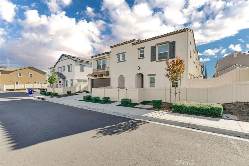 Photo of 31969 Monet Pl, Yucaipa, CA 92399 (MLS # OC25278459)