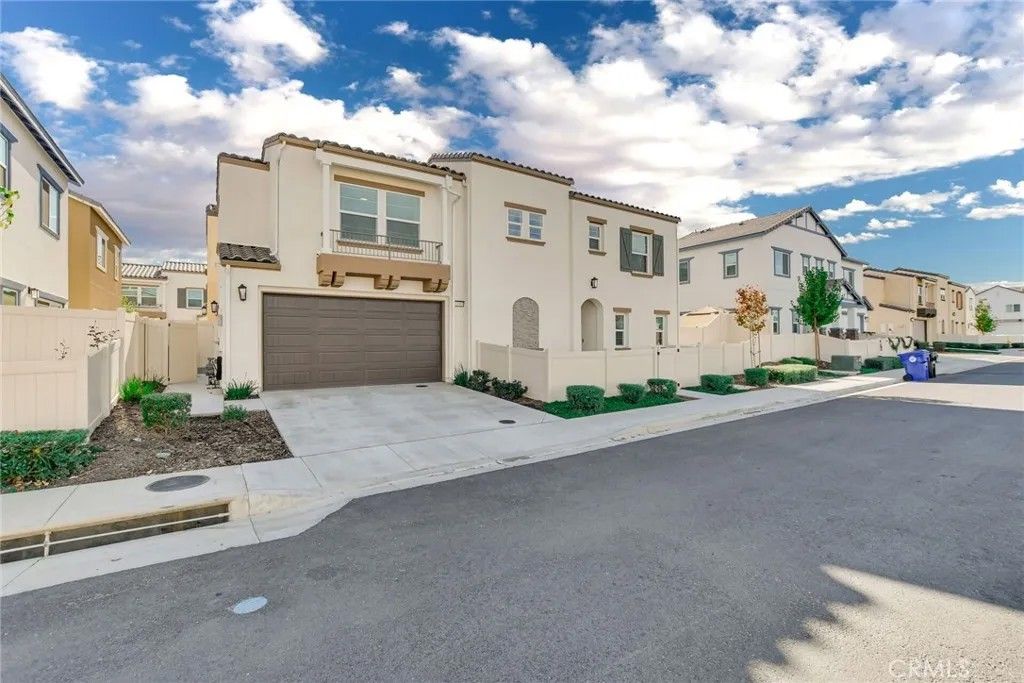 Photo of 31969 Monet Pl, Yucaipa, CA 92399 (MLS # OC25278459)