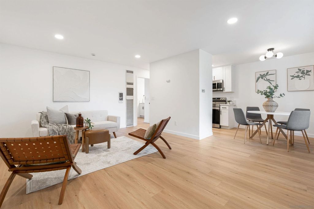 Photo of 540 Oakdale Ln #C, El Cajon, CA 92021 (MLS # 250041228)