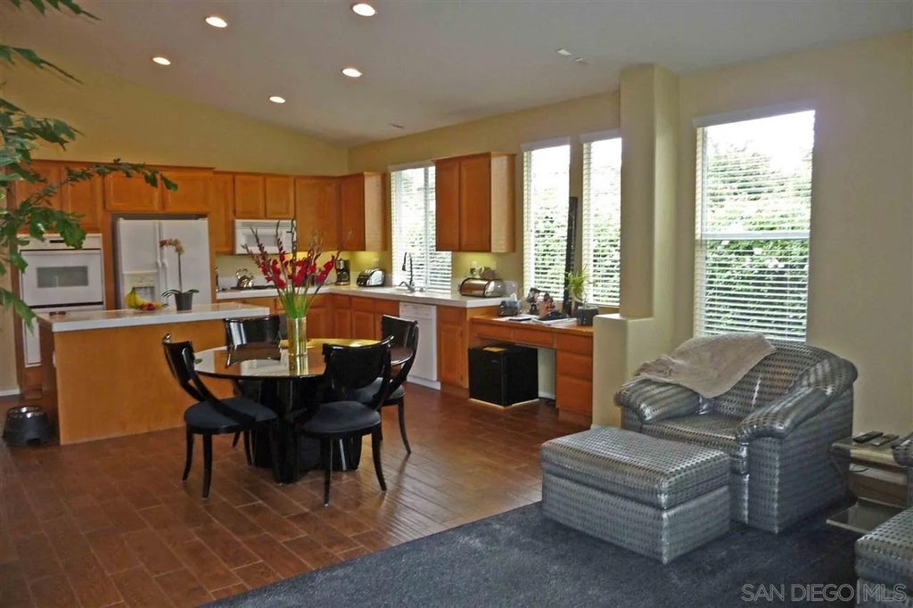 Photo of 2263 Paseo Saucedal, Carlsbad, CA 92009 (MLS # 260023435)