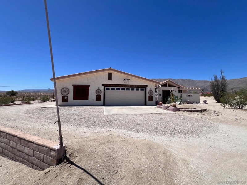 3267 Wagon Rd