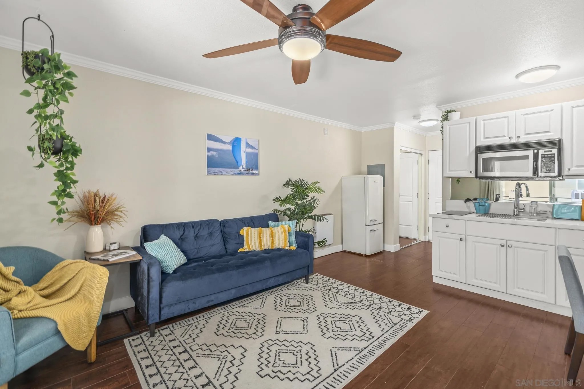 1021 Scott St 103