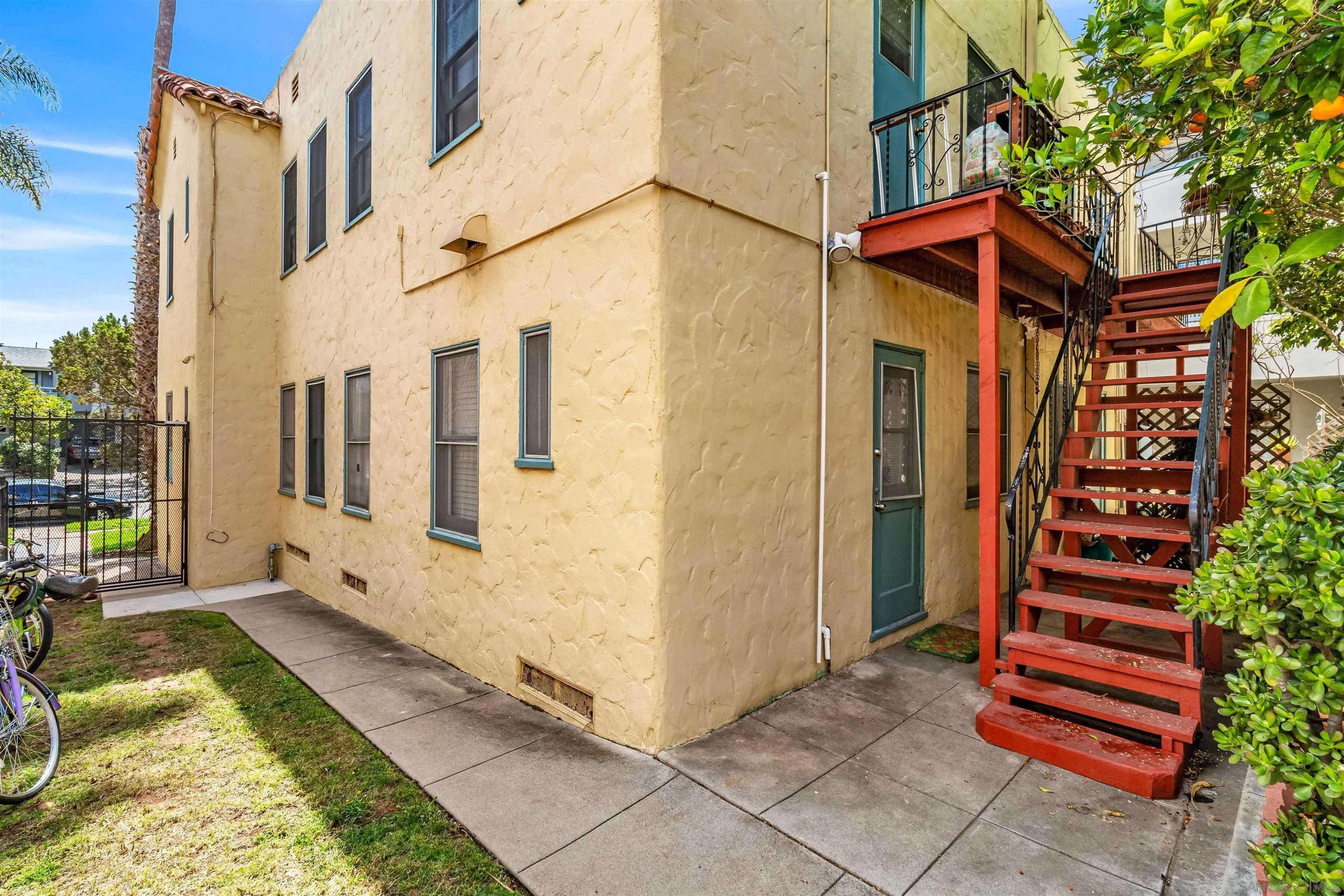3602-08 Indiana Street