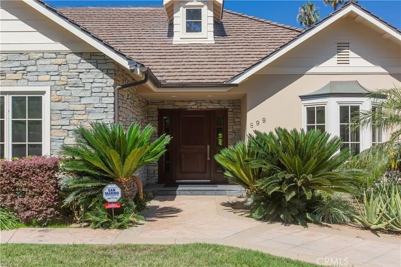 899 S Santa Anita