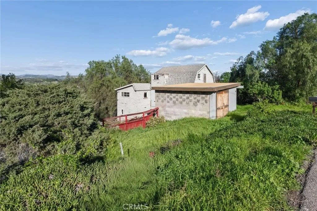 Photo of 10791 Citrus Dr, Moorpark, CA 93021 (MLS # BB26008667)