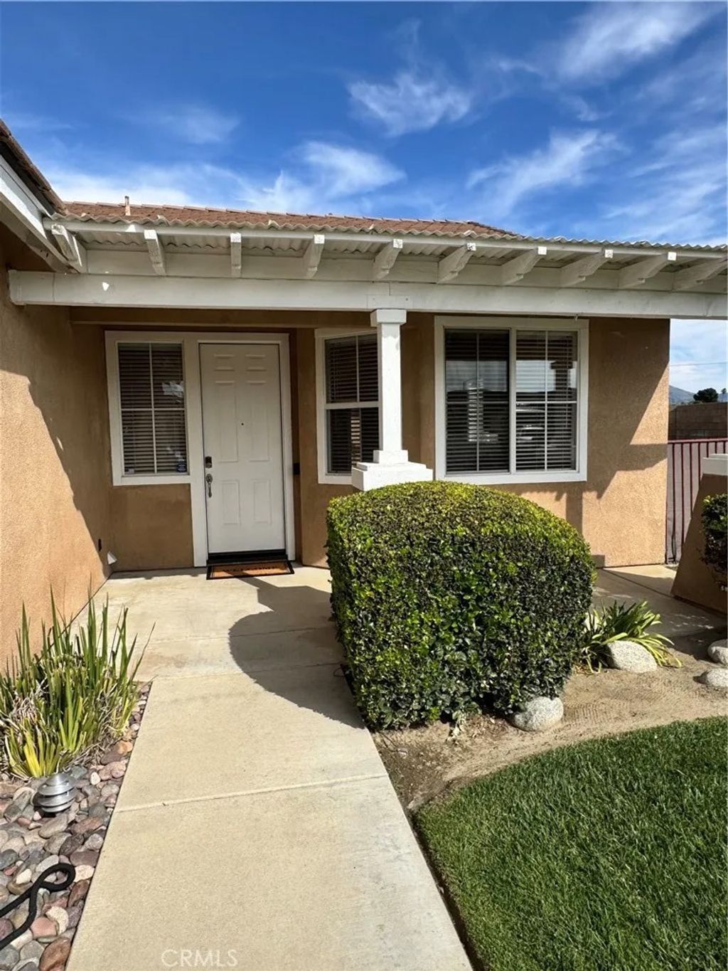 Photo of 914 Banbury Street, Hemet, CA 92544 (MLS # SW26071007)