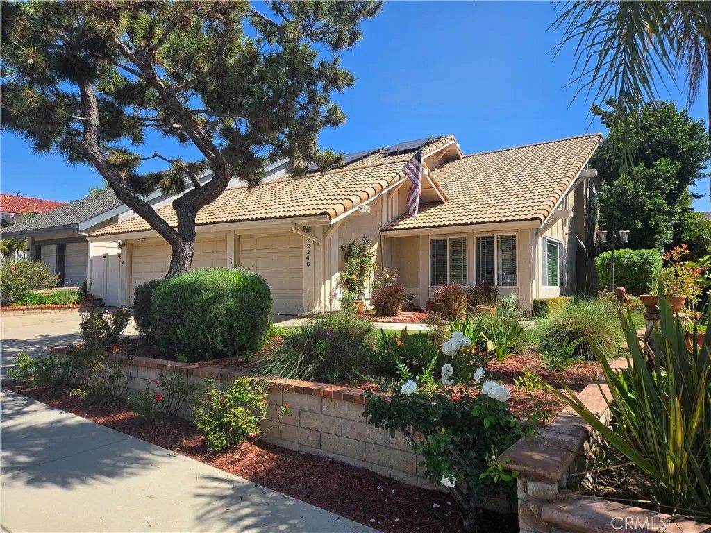 Photo of 22246 Lantern Lane, Lake Forest, CA 92630 (MLS # OC26091080)