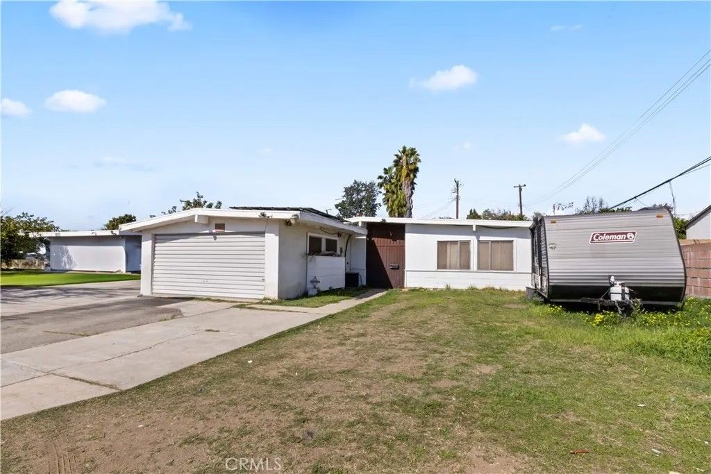 Photo of 1947 Arthur Ave, Pomona, CA 91768 (MLS # CV26031797)