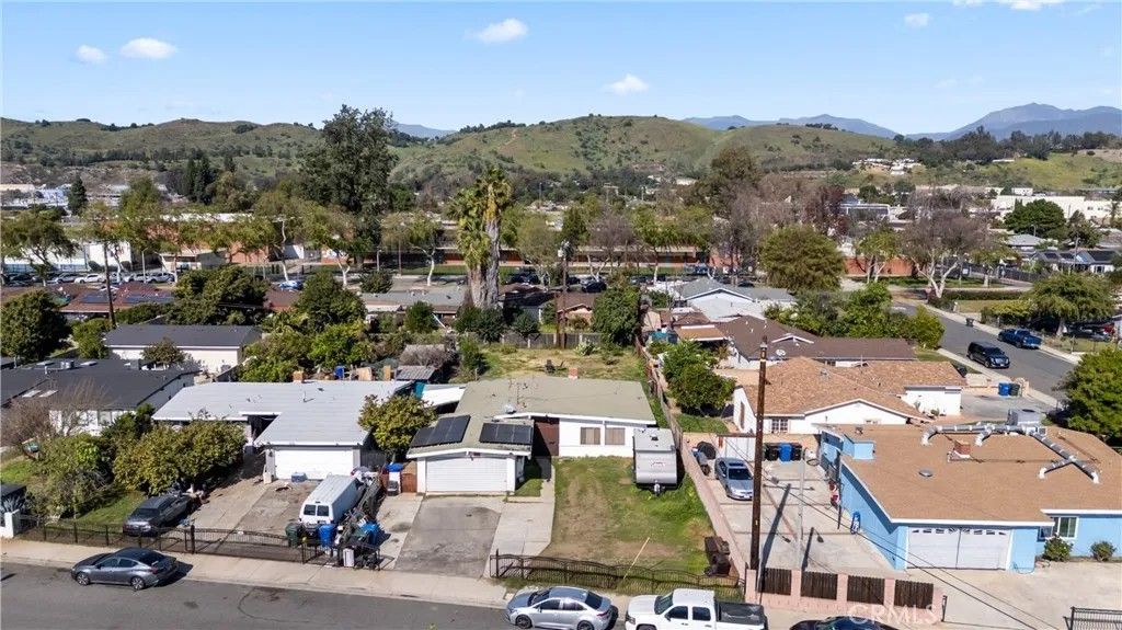 Photo of 1947 Arthur Ave, Pomona, CA 91768 (MLS # CV26031797)