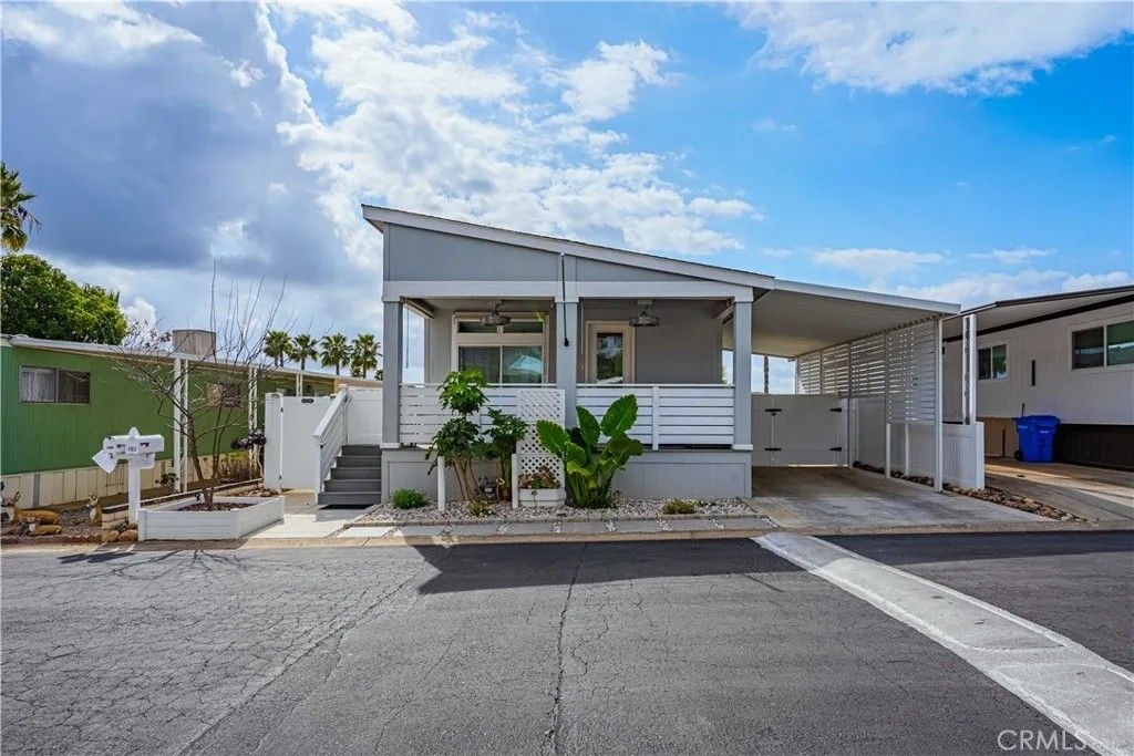 Photo of 1120 E Mission #103, Fallbrook, CA 92028 (MLS # SW25033756)