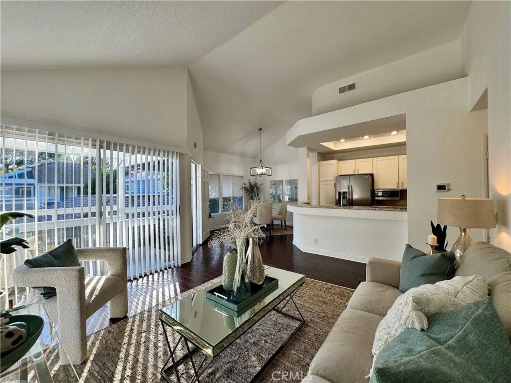 Photo of 182 Westport, Newport Beach, CA 92660 (MLS # OC25267266)