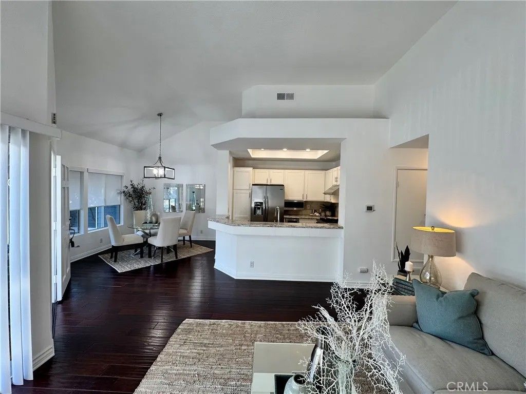 Photo of 182 Westport, Newport Beach, CA 92660 (MLS # OC25267266)