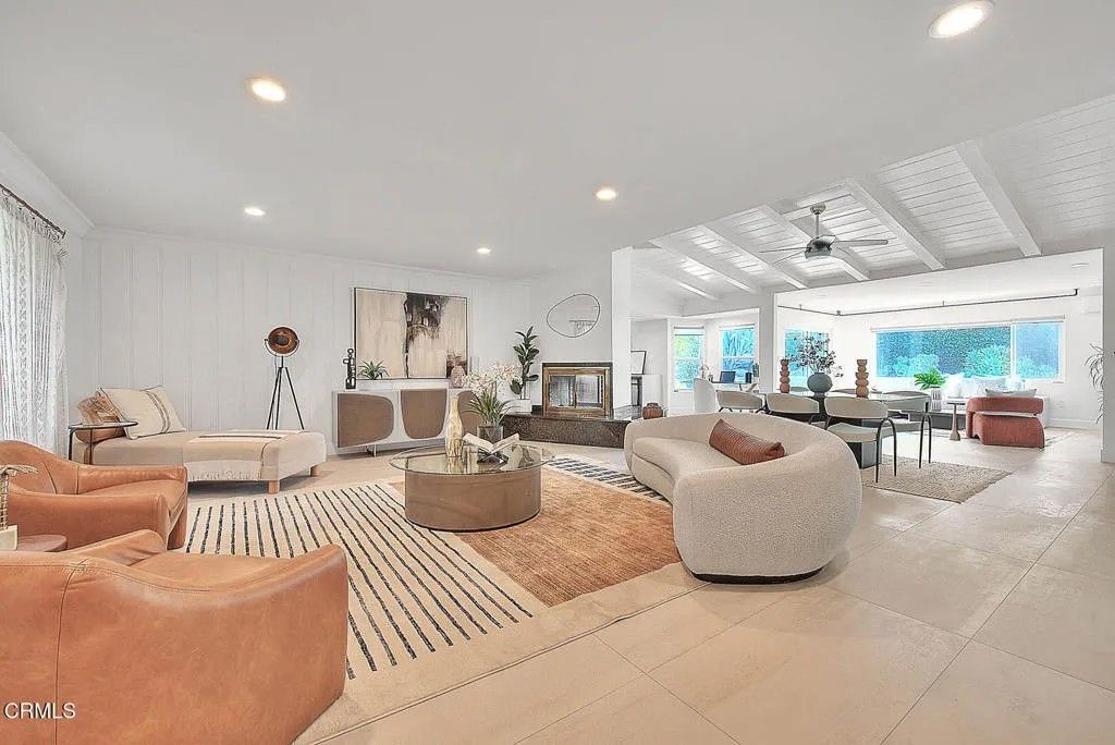 Photo of 1420 Riviera Drive, Pasadena, CA 91107 (MLS # P1-25680)