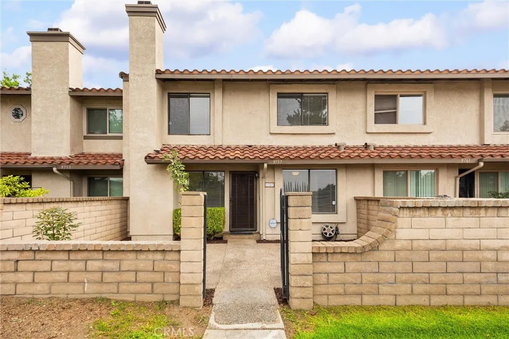 9757 La Monica Drive