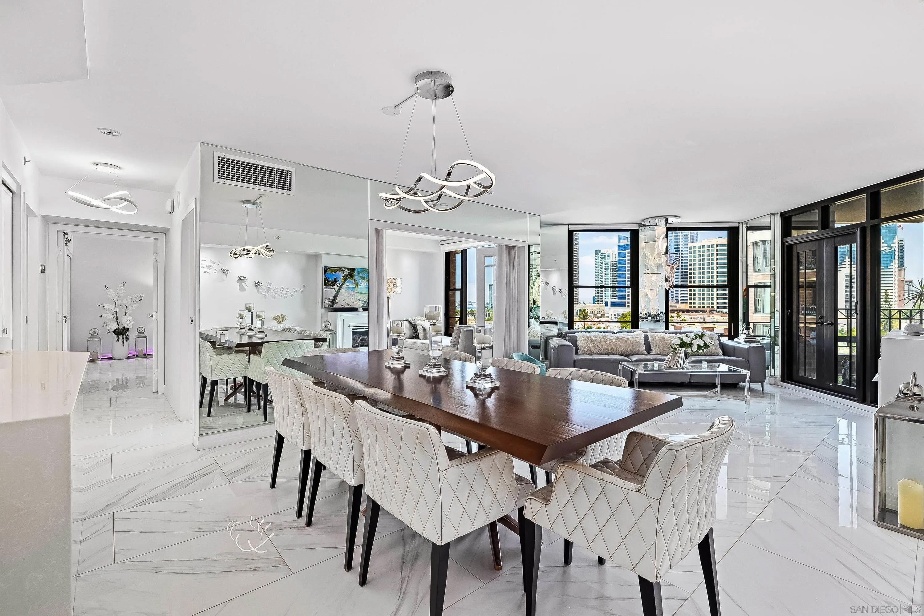 500 W Harbor Drive 1013