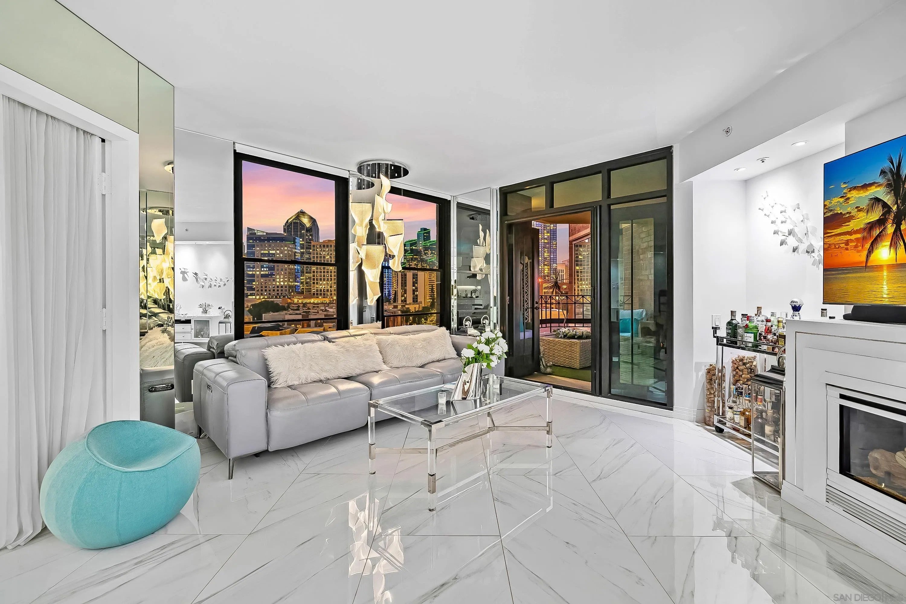 500 W Harbor Drive 1013