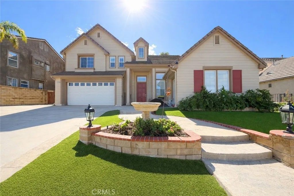 Photo of 2548 Rudolph Dr, Simi Valley, CA 93065 (MLS # SR26082322)