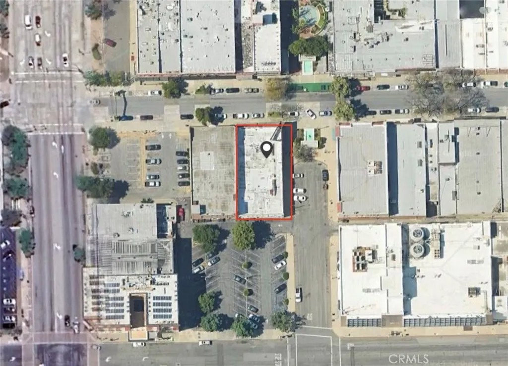 158 E 2nd