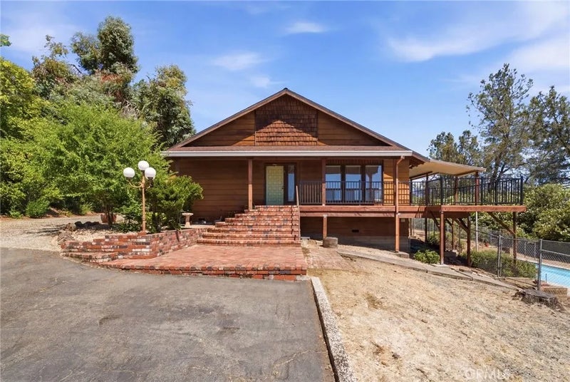 10 Serra Monte Drive