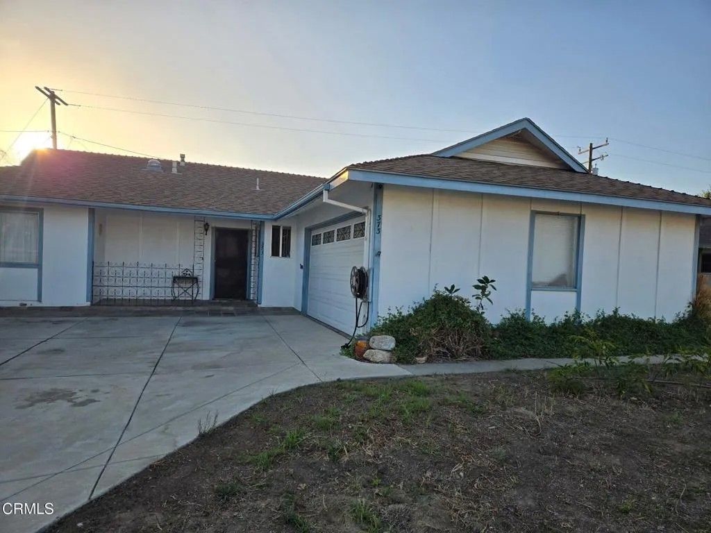 Photo of 373 S Brookshire Avenue, Ventura, CA 93003 (MLS # V1-33185)
