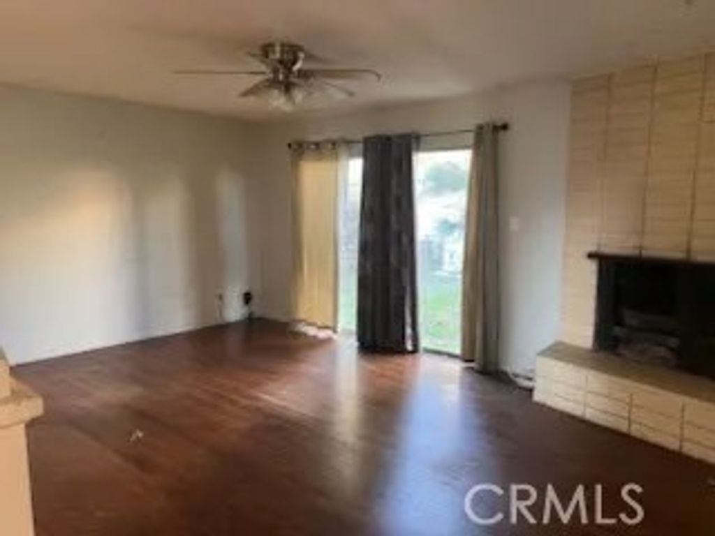 Photo of 482 Rowland Ave, Camarillo, CA 93010 (MLS # SR25272864)