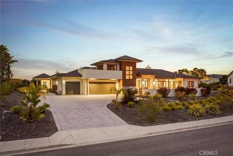 Photo of 849 Castillo Del Mar, Arroyo Grande, CA 93420 (MLS # SC26141988)