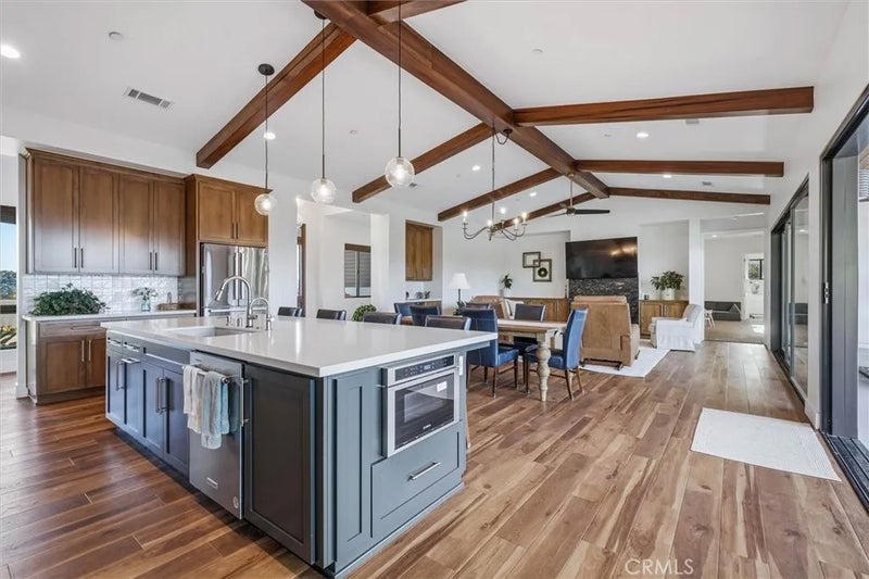 849 Castillo Del Mar
