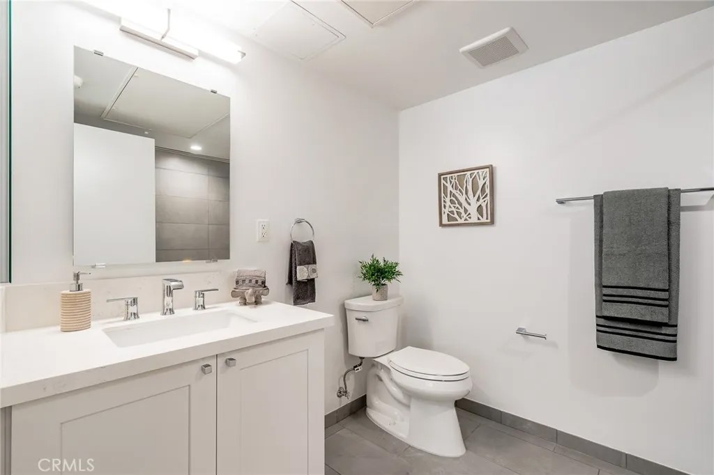 137 S Wilson Avenue 107